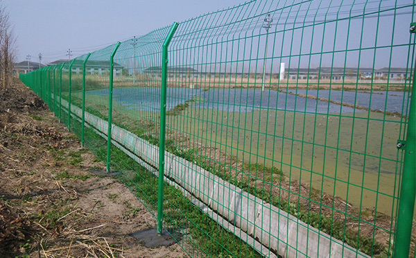 雙邊絲護(hù)欄網(wǎng) 雙邊絲護(hù)欄網(wǎng)